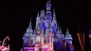 disney world cinderella castle